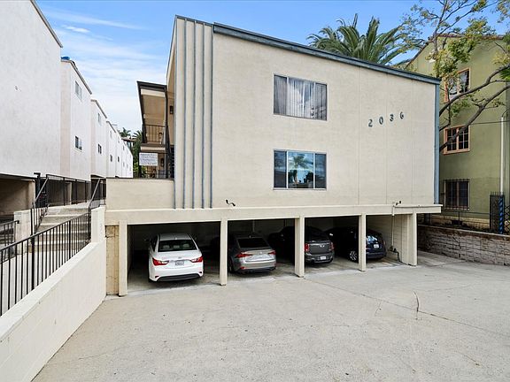 2nd image of 2036 N Beachwood Dr APT 15
