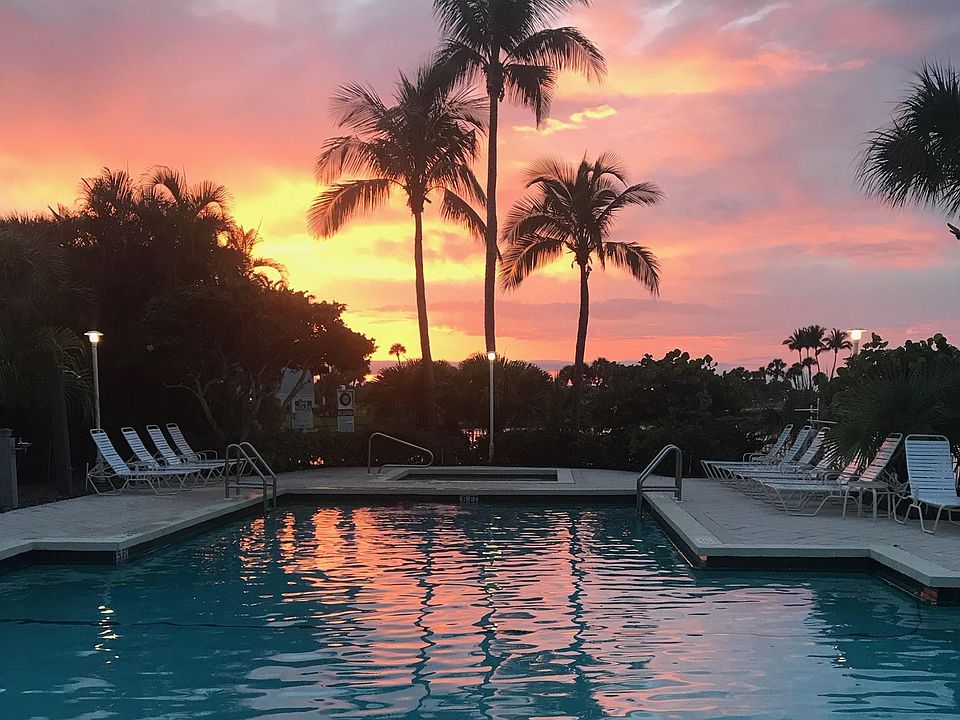 Luxury Living on Hutchinson Island