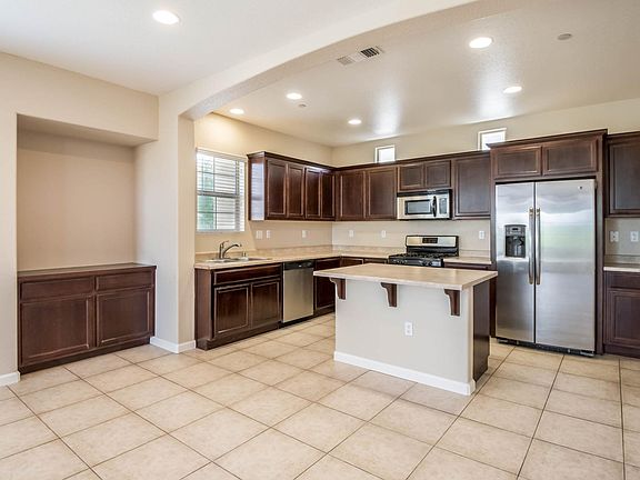 2nd image of 5301 E Commerce Way Unit 46101