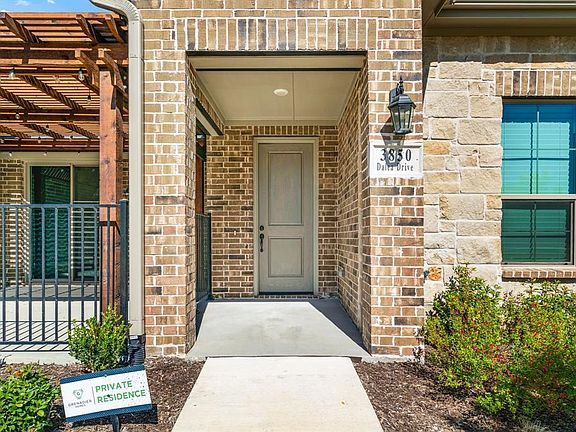 4th image of 3850 Dalea Dr