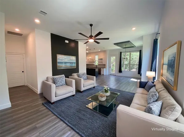 1600 Willow Wood Dr, Azle, TX 76020