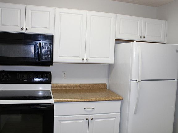 5th image of 760 E Ocean Ave APT 309