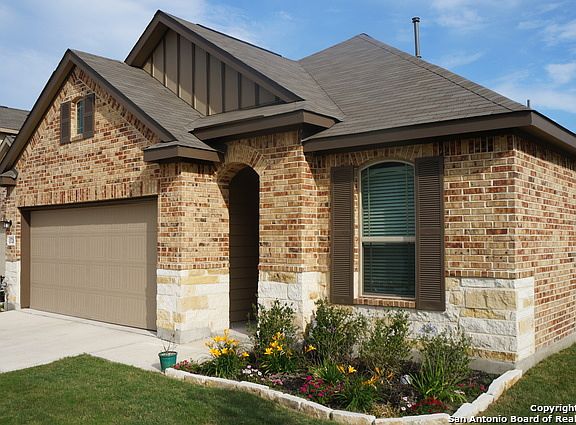 3rd image of 13726 Baltic Pass
