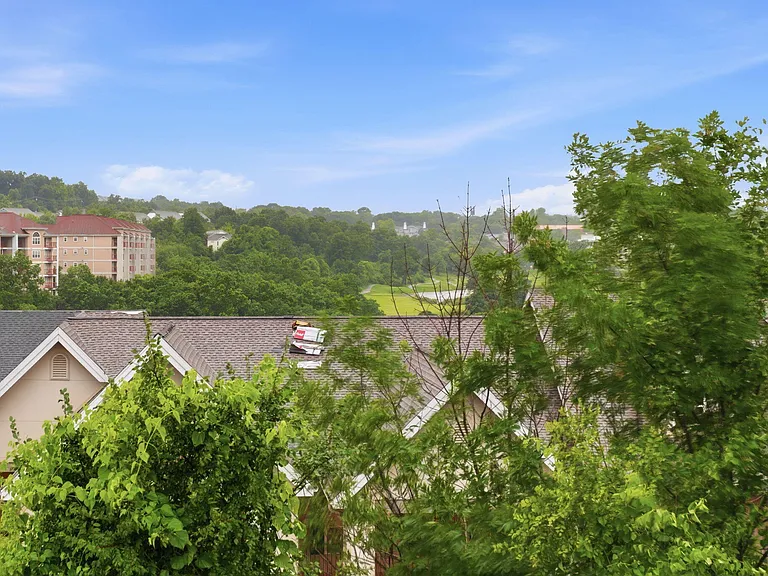350 S Wildwood Dr #19 — Photo 23