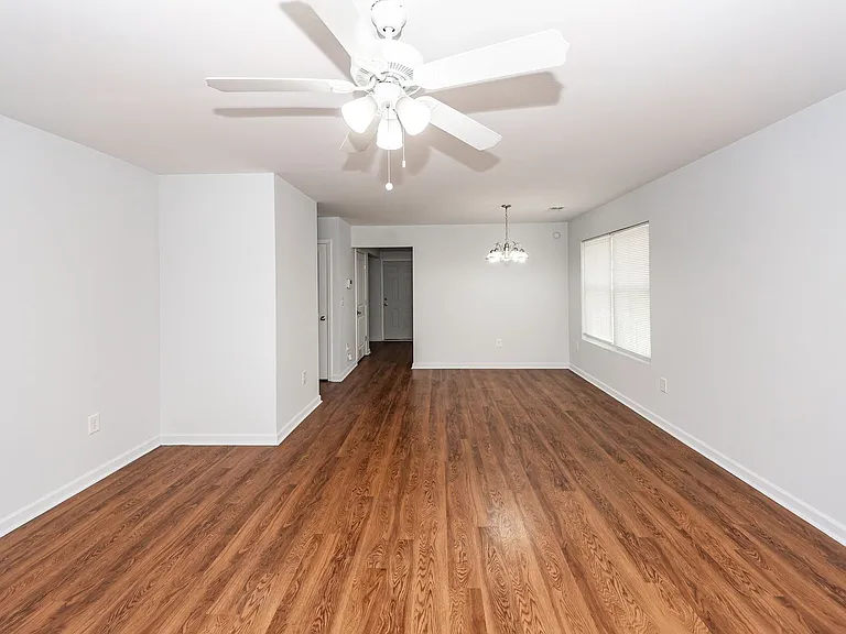 211 White St #B — Photo 6