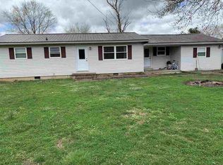 8118 Adrian St, Lesage, WV 25537