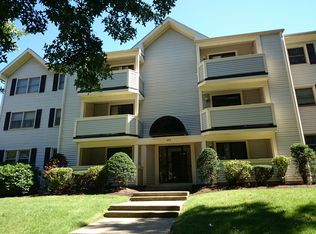 1210 Vfw Pkwy APT 1, West Roxbury, MA 02132