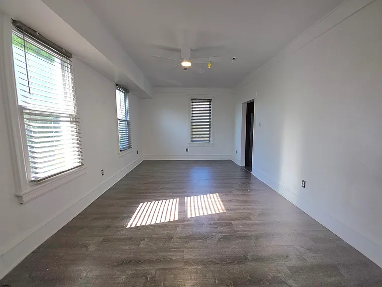 1404 Madison Ave — Photo 27