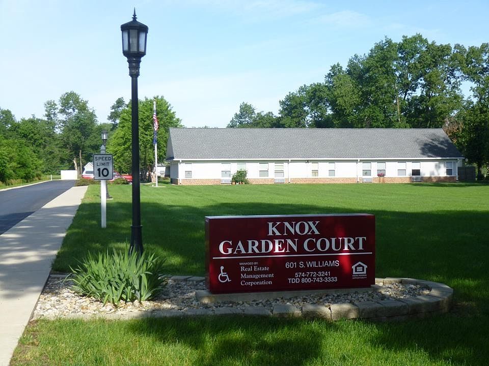 Knox Garden Court street entrance