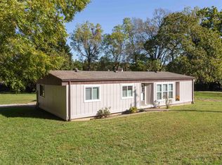 322 S 2nd St, Chandler, IN 47610