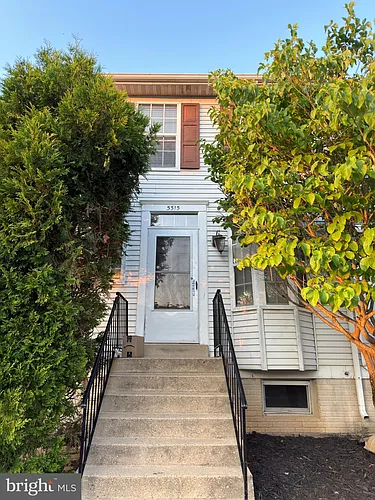 5515 Woodlawn Manor Ct Photo 1