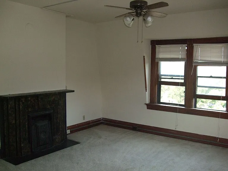 3255 Bishop St — Photo 10