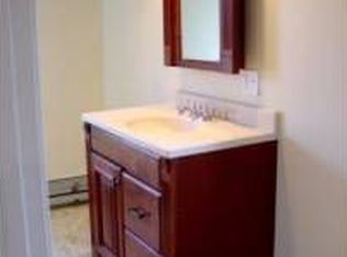 92 Winterville Rd, New Bedford, MA 02740