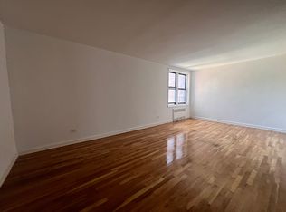 83-30 118th St #4L, Kew Gardens, NY 11415