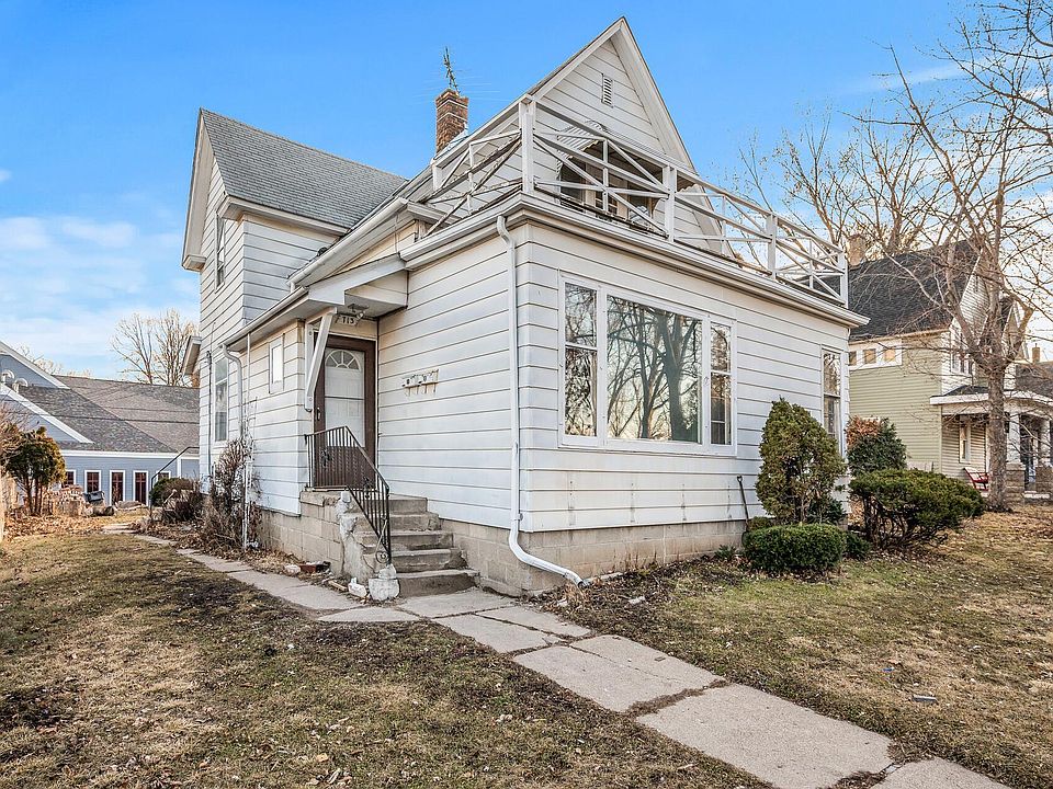 1st image of 713 31st Ave N