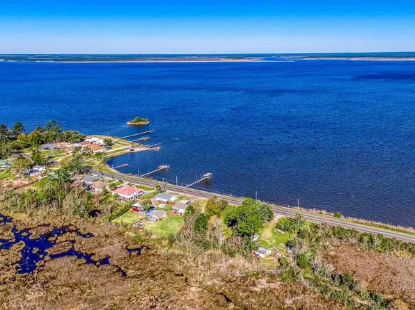 9911 Lillian Hwy, Pensacola, FL 32506