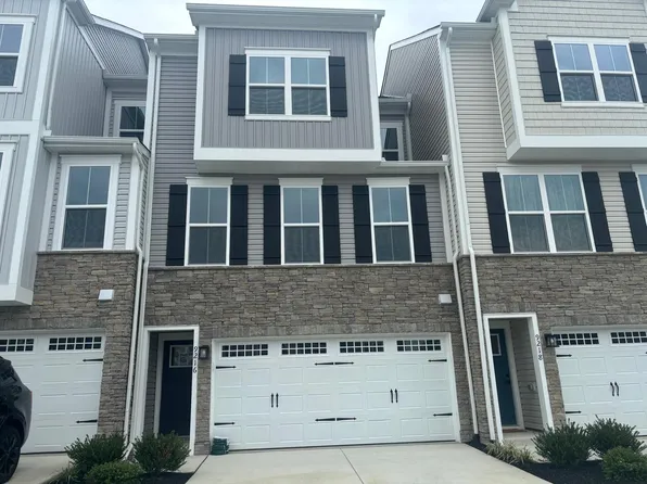 9216 Edenderry Dr, Fredericksburg, VA 22408