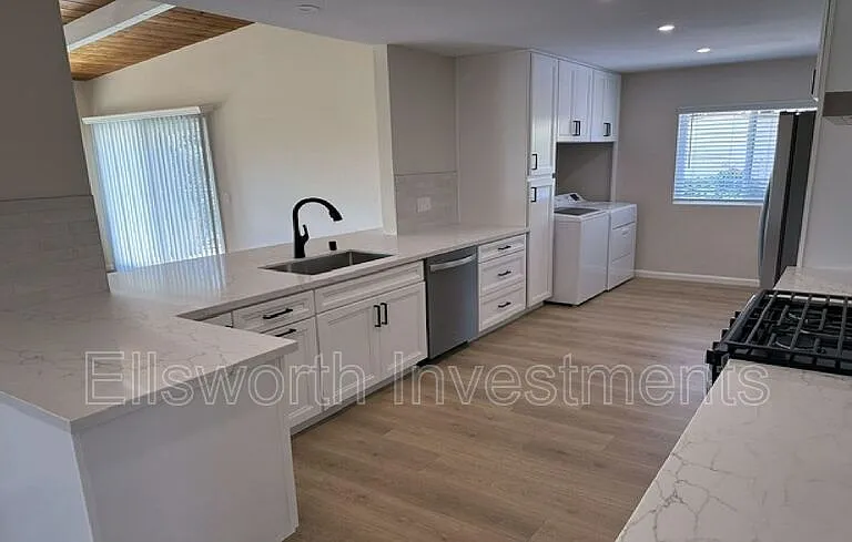 13627 Atoka Pl — Photo 3