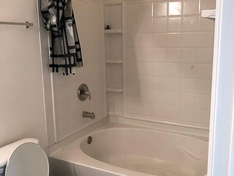 13014 Sunset Lake Dr — Photo 31