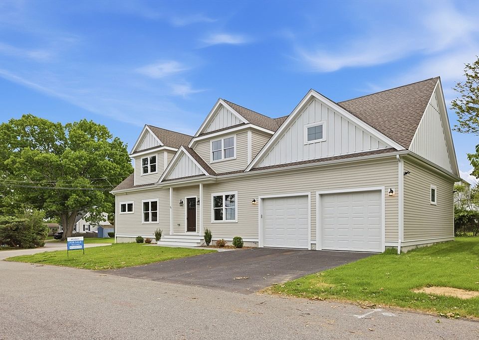 1st image of 40 Ferncroft Rd
