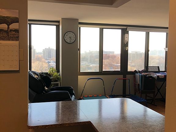 4th image of 4850 S Lake Park Ave APT 1207B
