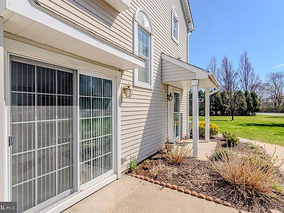 4th image of 105 Wharton Rd