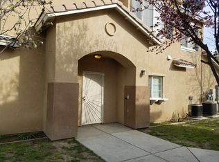 326 V St APT A, Bakersfield, CA 93304