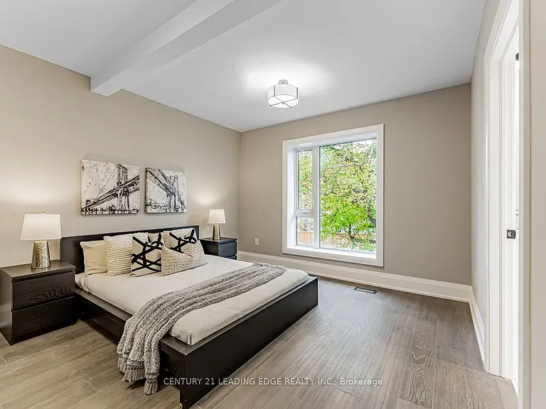 19 Donalda Cres #UPPER — Photo 24