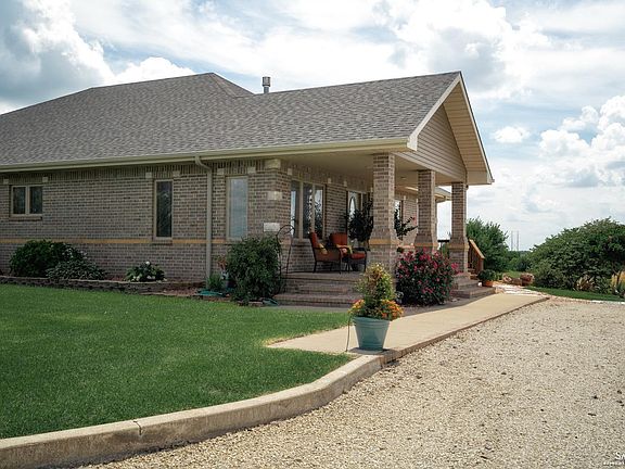 4th image of 360 S Morris Dr