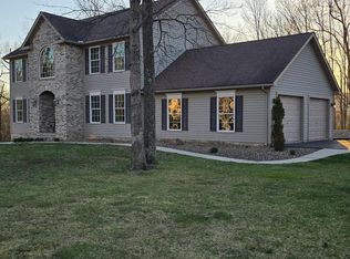 579 Colonial Heights Dr, Fort Ashby, WV 26719