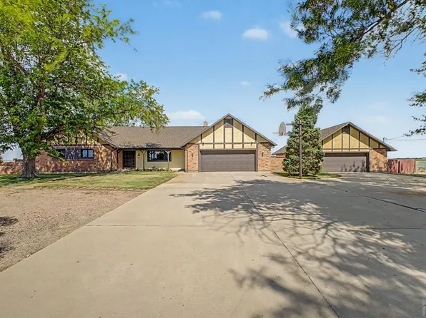 1194 39th Ln, Pueblo, CO 81006