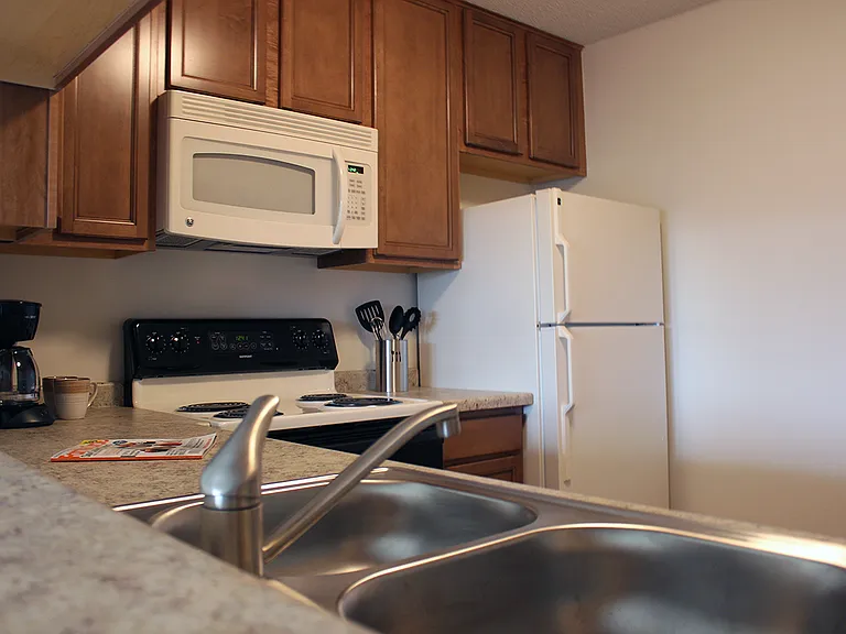 Salem Green Apartments — Photo 25