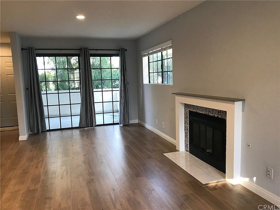 1st image of 2971 Plaza Del Amo Unit 284