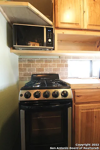 955 Faurie Tiny House Lakehills Ter #TINY HOUSE — Photo 5