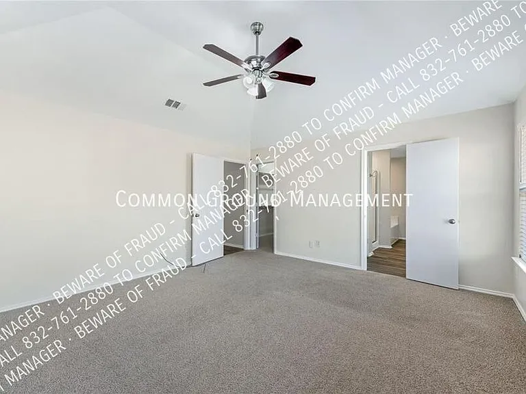 1118 Grace Dr — Photo 12