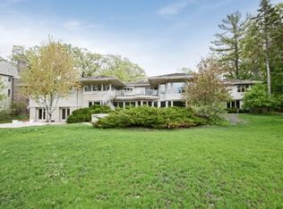21 Circle W, Edina, MN 55436