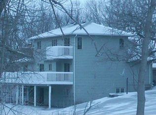 42325 Kerns Dr, North Mankato, MN 56003
