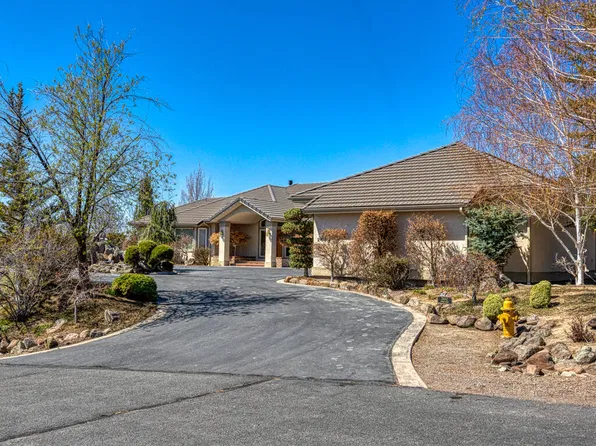 2652 Fairway Dr, Klamath Falls, OR 97601