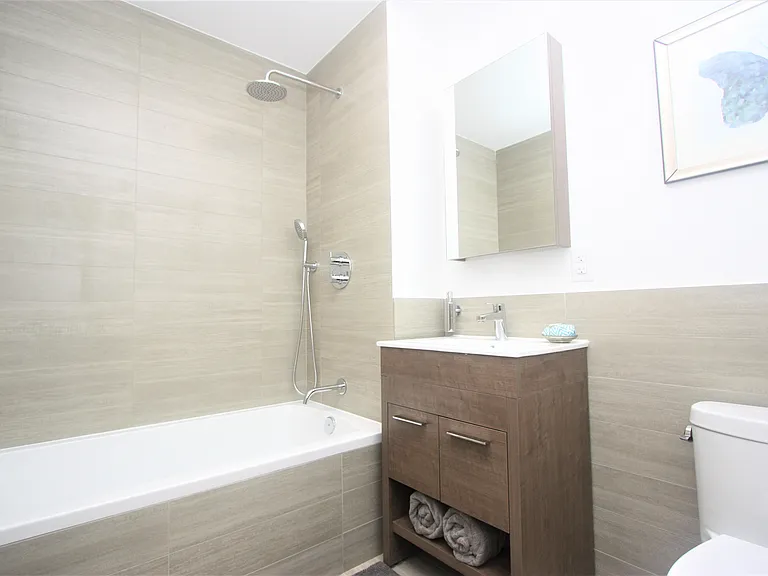 1511 Bedford Ave #8H — Photo 5