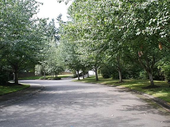 3rd image of 11502 SE 221st Pl