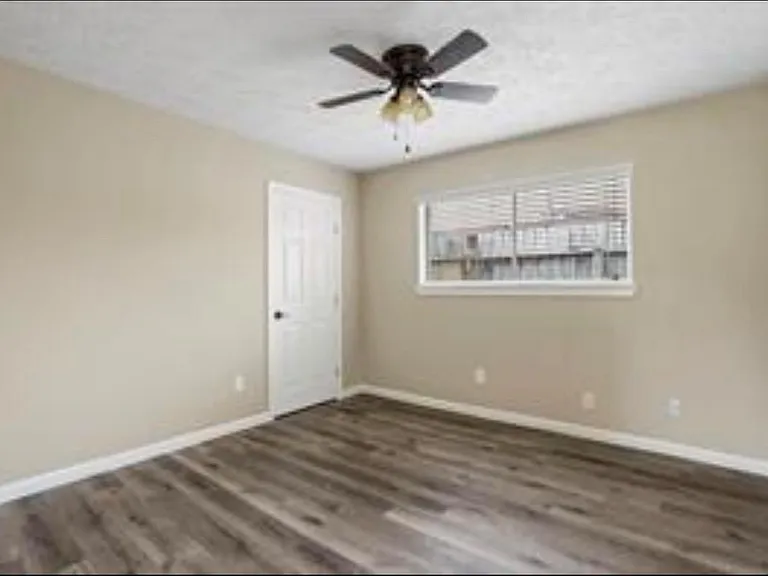 13330 Cologne Dr — Photo 9