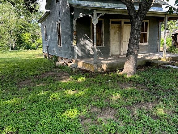 2nd image of 311 E Travis St