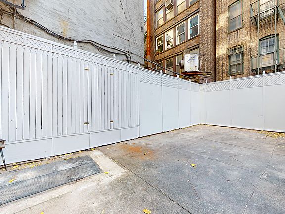 2nd image of 240 W 10th St Unit 1RE