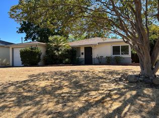 1011 Singingwood Rd, Sacramento, CA 95864