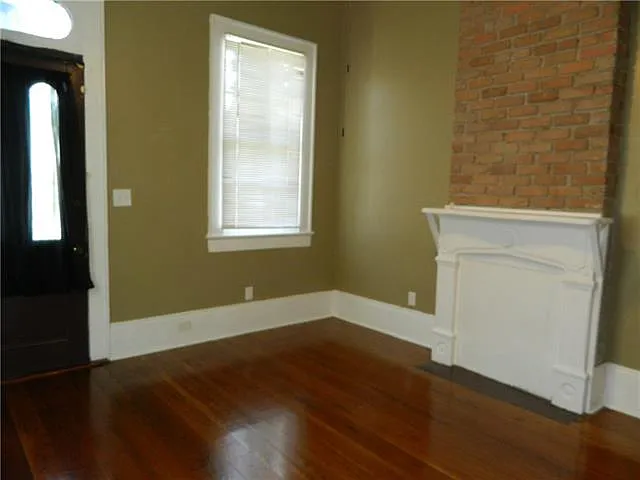 733 Elmira Ave — Photo 4