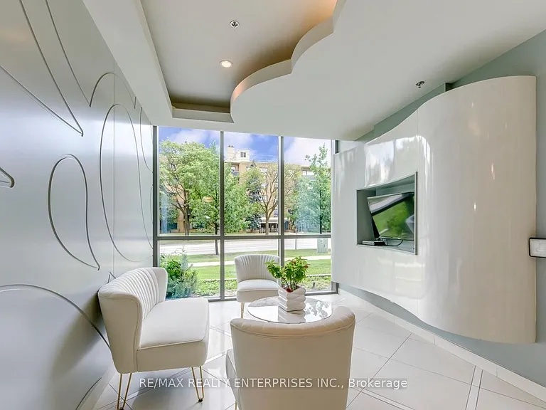 80 Esther Lorrie Dr #522 — Photo 10