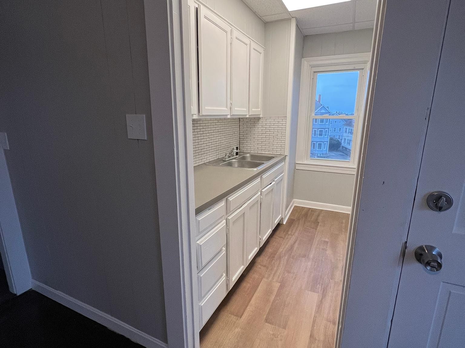 480 Bolton St 3, New Bedford, MA 02740 Zillow