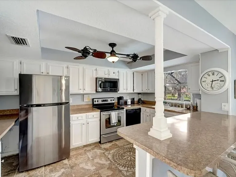 12 Golfview Rd — Photo 6