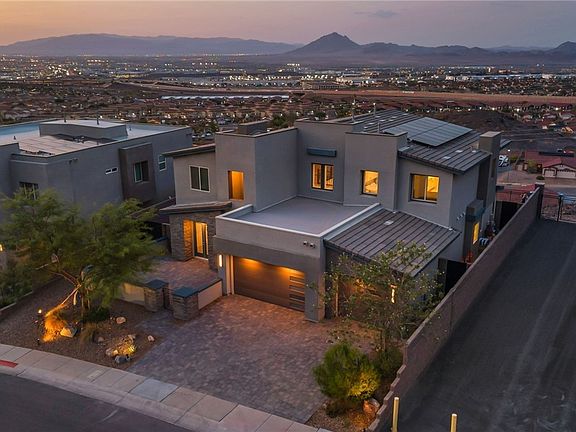 2nd image of 218 Shaded Canyon Dr