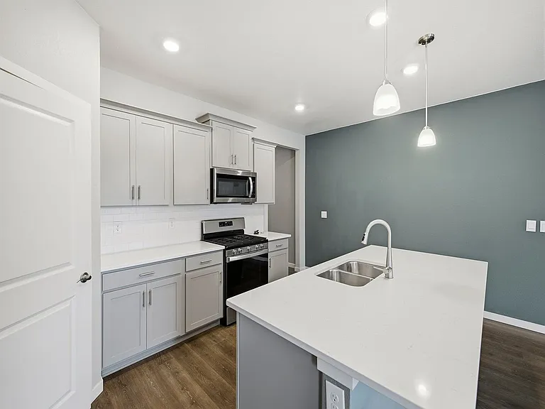 908 Rollins Den Dr — Photo 6